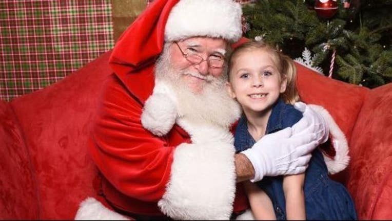 62568087-ASLSANTA_1545609499730-405538.JPG