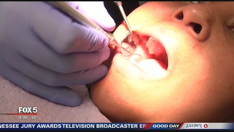 6d5df816-DIY_Dentistry__New_Fix_It_Yourself_Trend_0_20160308175458-404959