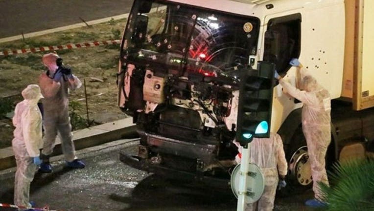 85afe99a-French-truck-attack_1468609939090-407693.jpg