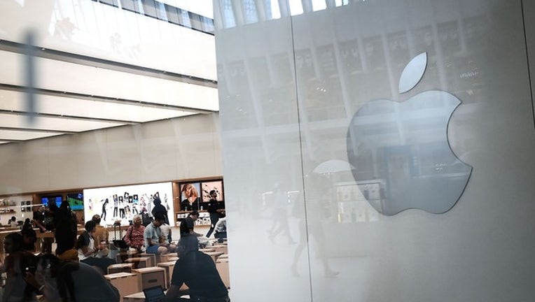 b8a9466e-GETTY_apple store_090918_1536515151676.png.jpg