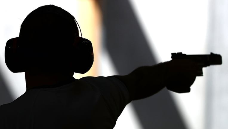 e84d6c70-GETTY_gun_041719_1555533422416.png