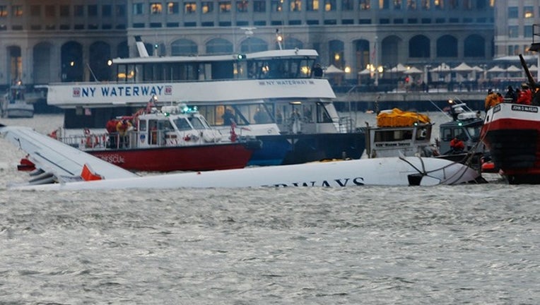 a06fedfe-GETTY_jet crashes into the hudson_011519_1547558582159.png.jpg