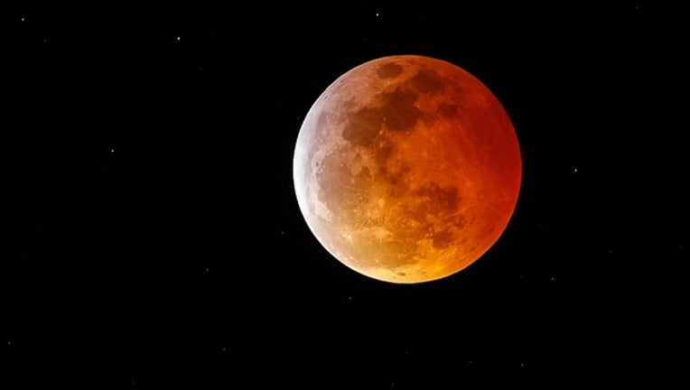 15de28c9-GETTY_solar moon eclipse wolf blood_012119_1548084853077.png.jpg