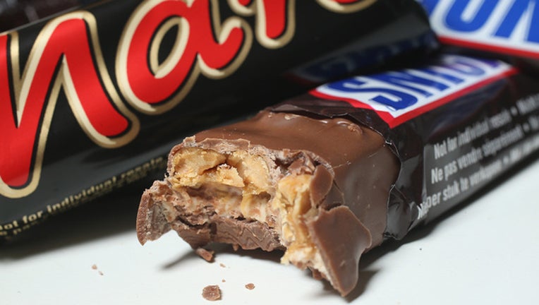 17143f8d-GETTY IMAGES mars snickers-401385
