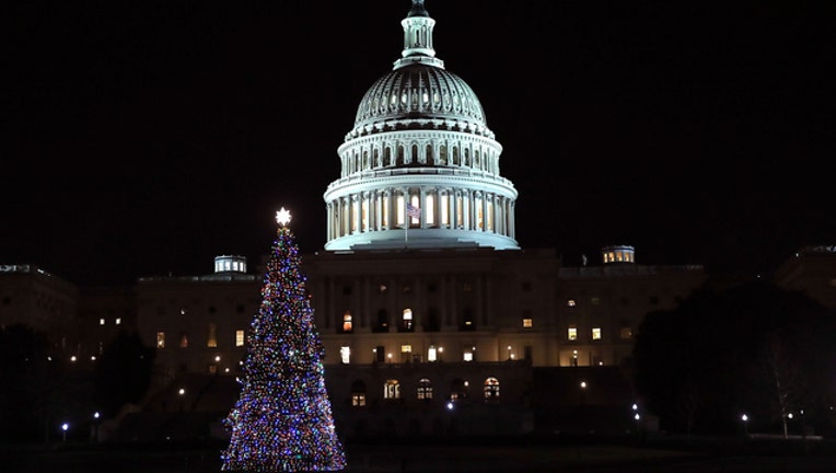 b7a1704e-Getty US Capitol Christmas Tree 121818-401720.jpg