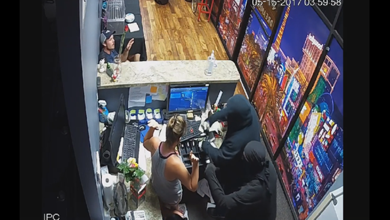 50e9cd62-Leesburg Internet Cafe Robbed_1495042452919.png