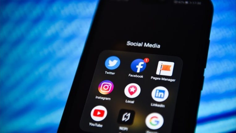 c50fff61-Millions_of_Instagram_users__passwords_s_0_20190418214052-400801