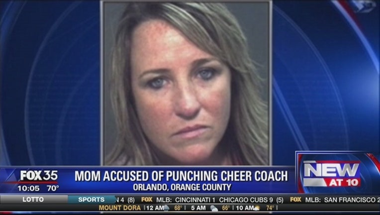 99073ce3-Mom_accused_of_punching_cheer_coach_0_20160414032449