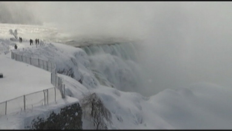 7b2a05df-Niagara_0000_1453812897720.jpg