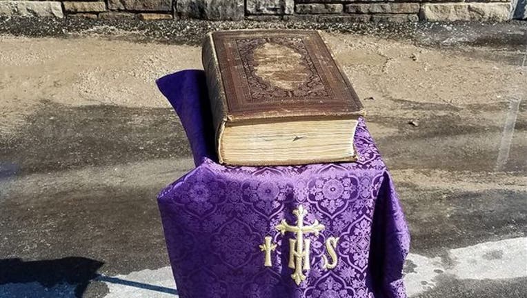 afffa267-ST PAULS METHODIST CHURCH_bible survives fire_032119_1553185775617.jpg.jpg