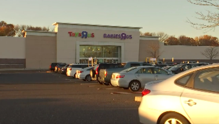 8a390c4a-TSUN SECRET SANTA LAYAWAY_00.00.07.16_1511812978482-405538.png