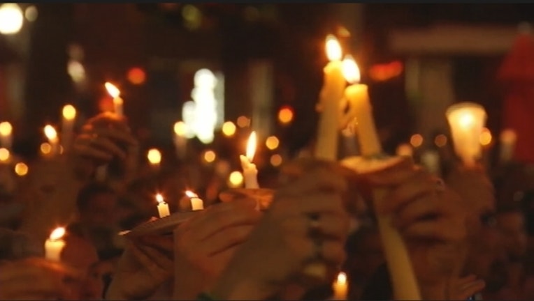 Vigil_0005_1465873046535.jpg