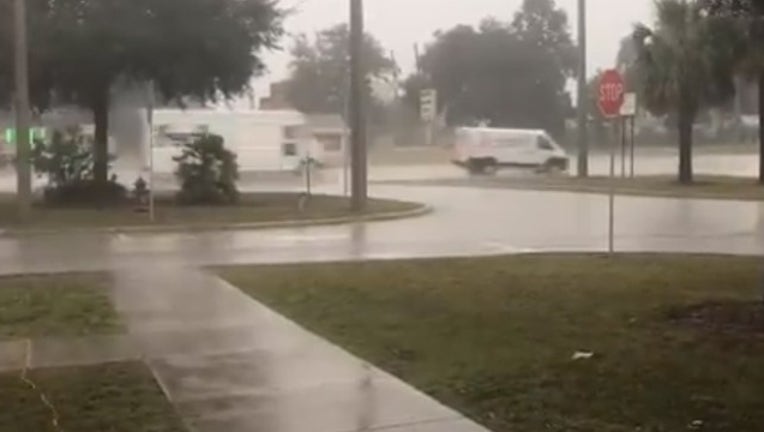 ca50fea7-WOFL_rain rainy day orlando storm street_122018_1545330747503.png.jpg