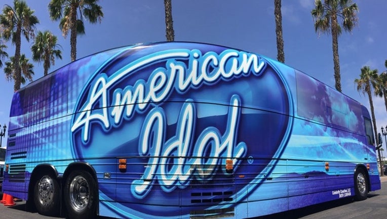 67b5f98d-american idol bus disney springs_1501772870903.jpg