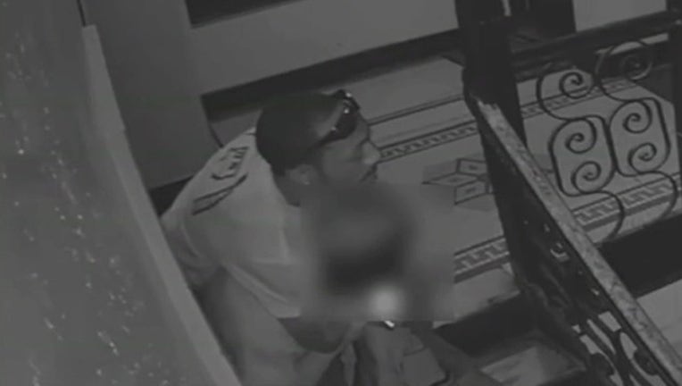 453c3fa9-chokehold_1534158468839-402970.jpg