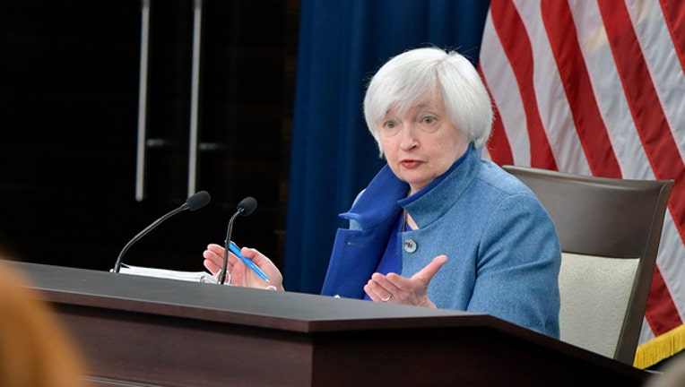 2295c42e-federal-reserve-janet-yellen-interest-rates_1481747976497.jpg