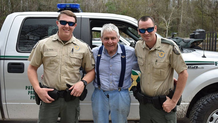 39b88f4c-fwc saves 80yo man_1519216431607.jpg-401385.jpg