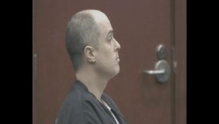 8bf65498-Matthew Apperson in court
