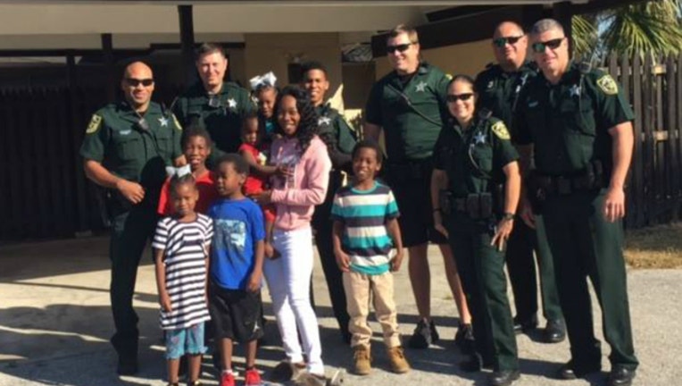 1ffff1f9-ocso family_1514245533065.jpg.jpg