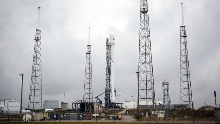 pacex-falcon9-scrubbed_1456356439700.jpg