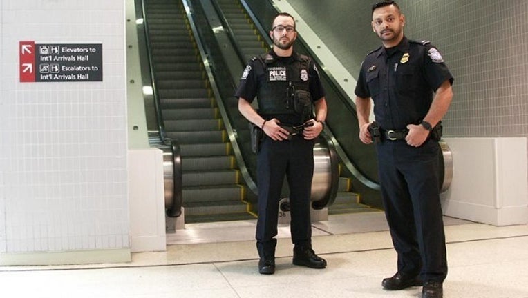 384fabe4-phl_cbp_officers_save_womans_life_airport_051518_1526409409430-401096.jpg