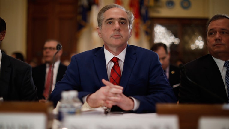 6ce1d3db-David Shulkin (GETTY IMAGES)-401720