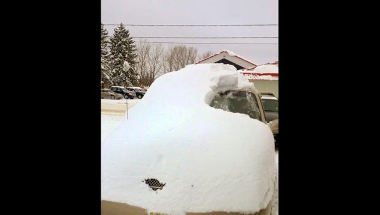 a0346278-snow car_1453340061187-404023.jpg