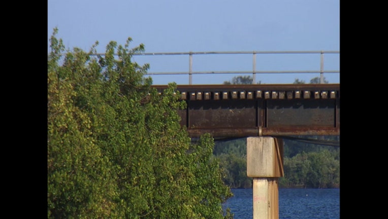 80bdcead-spruce-creek-train-trestle_1516080668623.jpg
