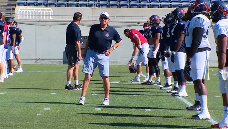 84f8e1fb-steve-spurrier-orlando-apollos-AAF_1554236068517.jpg