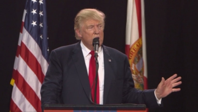 574d0a75-trump-rally-tampa_1477354979278.jpg