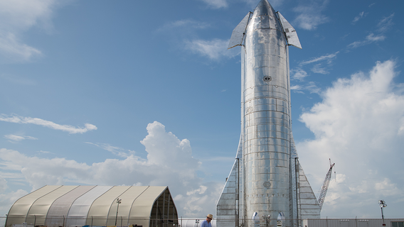 Elon Musk unveils SpaceX rocket designed to get to Mars and back