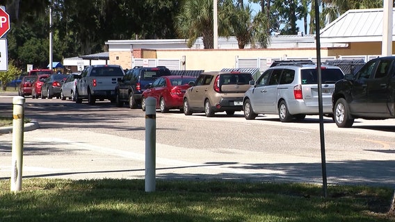 Traffic at school pick up line has parents worried