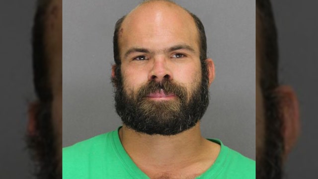 Man tried walking 351 miles to have sex with deputy he thought was 14-year-old girl, prosecutors say