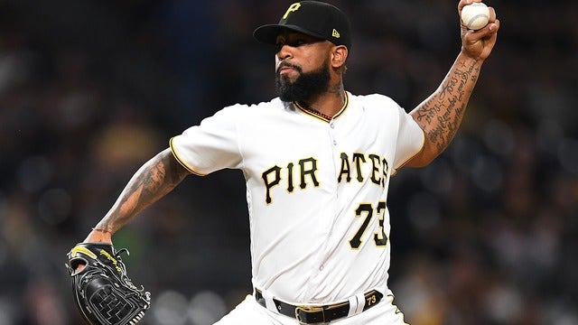 MLB pitcher accused of sending explicit photos of himself to a teen