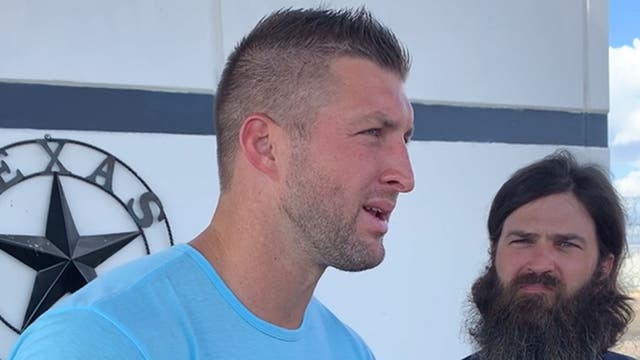 Tim Tebow surprises Texas prison after getting letter from inmate’s father: ‘My new brothers in Christ’