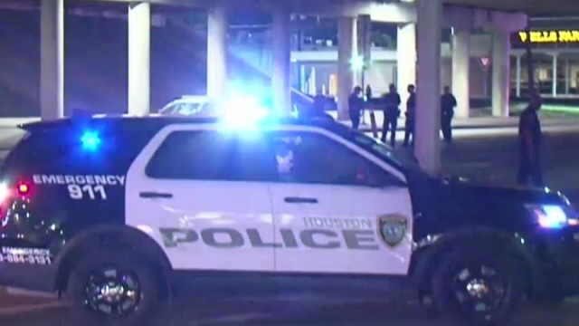 HPD: Driver ran away after running over homeless man & woman under bridge