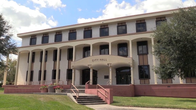 Groups challenge how Ocala treating homeless population