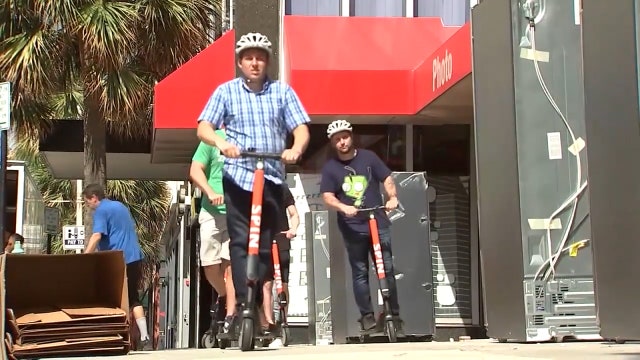 Hundreds of electric scooters may soon be heading to Downtown Orlando