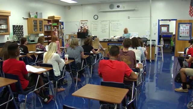 Florida House gives approval to moment of silence