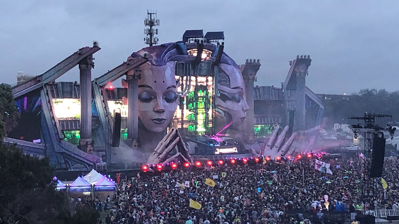 Electric Daisy Carnival kicks off in Orlando | FOX 35 Orlando