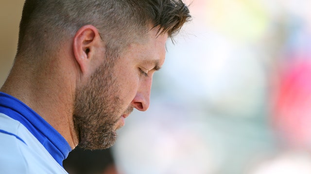 'Thank you for all the joy you brought': Tim Tebow posts emotional video tribute to his dog Bronco