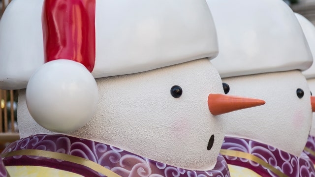 Texas family told to take down Christmas decorations 'until closer to the holiday season'