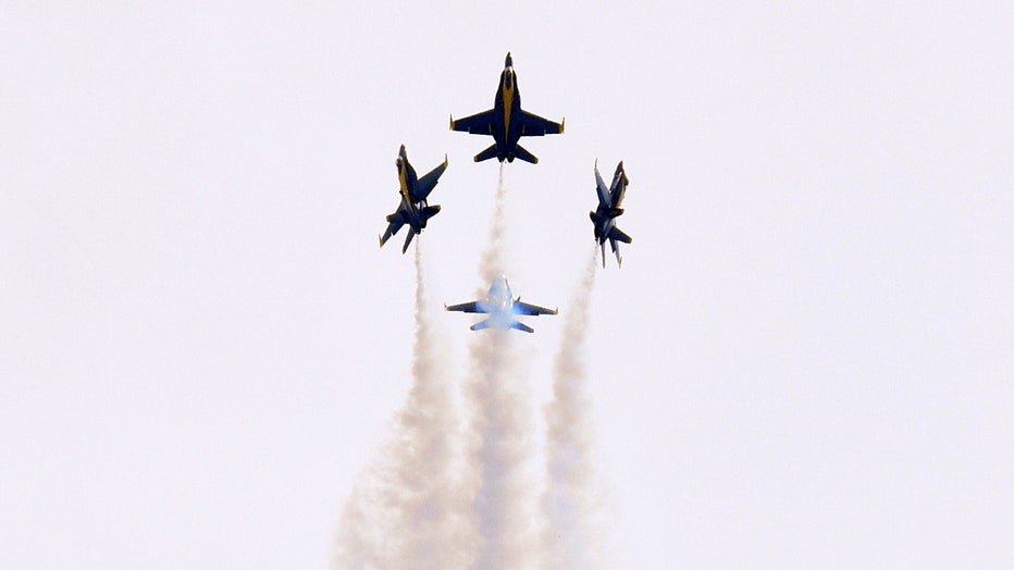 blue-angels2.jpg