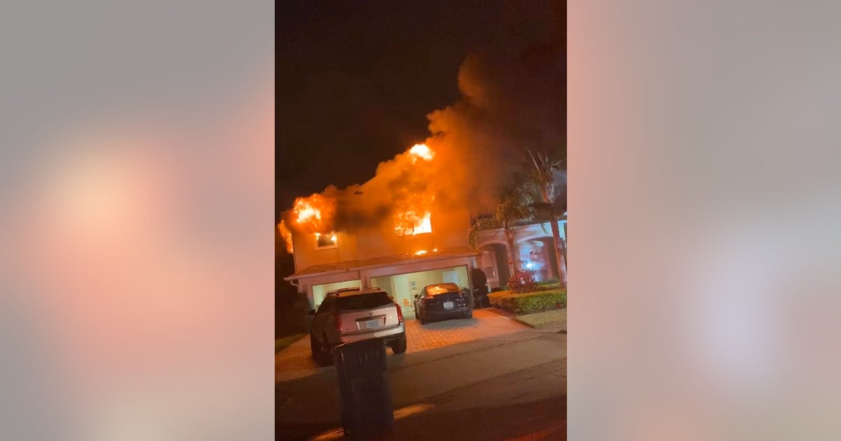 Orlando family displaced after fire destroys home | FOX 35 Orlando