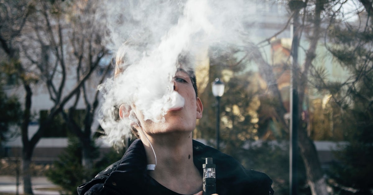 Florida lawmakers want to expand smoking ban to most public places, including outdoor areas