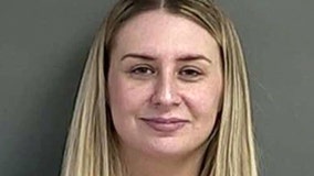Oregon mom accused of luring boy, 14, through Snapchat, having sex with him
