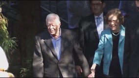 Jimmy Carter, Rosalynn make welcome return to Georgia church