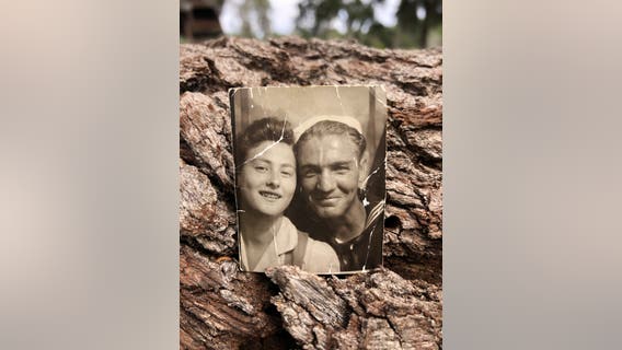 DeLand woman tries to return missing photo to owner