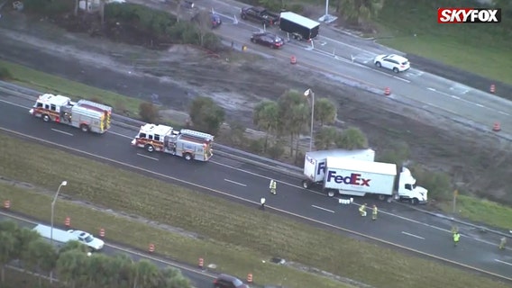 Jackknifed FedEx truck temporarily blocks off northbound lanes of S.R. 417 near Oviedo