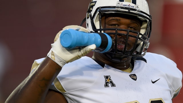 Former UCF football player shot, killed outside apartment in Arizona